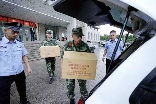 民警全程押运，每辆车加装定位系统，高考试卷为何能成为绝密？