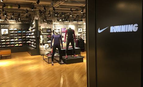 nike的官方旗舰店和官网有什么区别吗