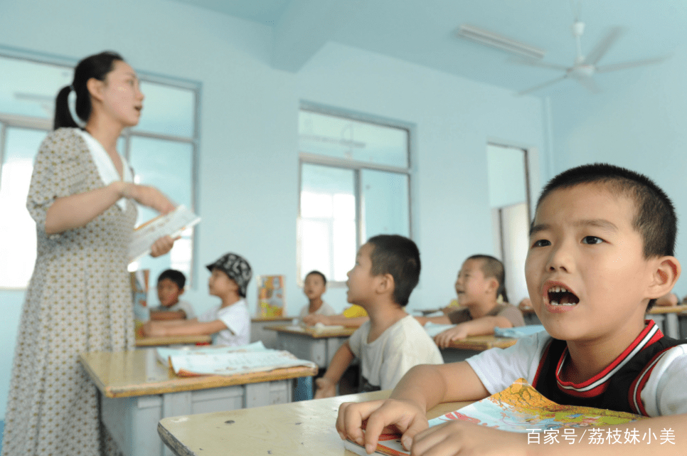 延迟开学导致周六“补课”，会产生什么影响？周六上课引争议，是好还是坏？