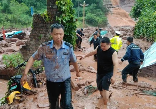 9省市部分地区大暴雨来袭，这场暴雨是否会引发灾害？