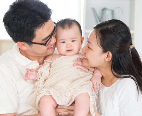 青岛垃圾桶上发现一名女婴，这名女婴现在怎么样了？