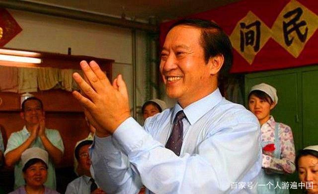 牛群当县长为什么后来干不下去了？