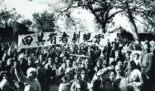 新中国在成立初期的1949年至1952年开展的重大运动包括