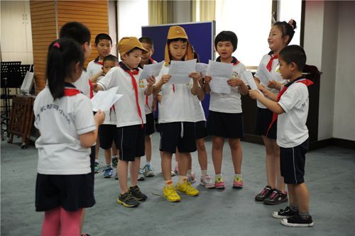 小学生一年级教师节送什么礼物好